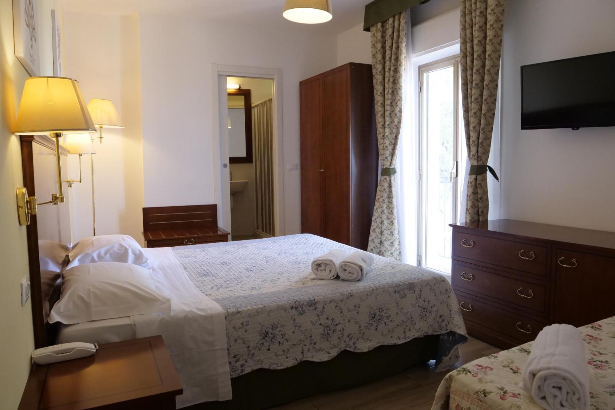 Hotel Elios Tao Таормина Екстериор снимка
