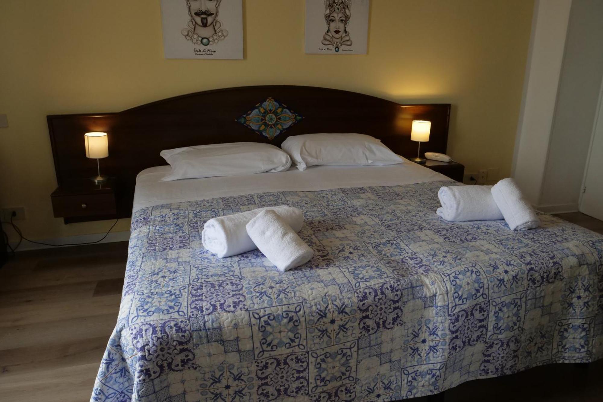 Hotel Elios Tao Таормина Екстериор снимка