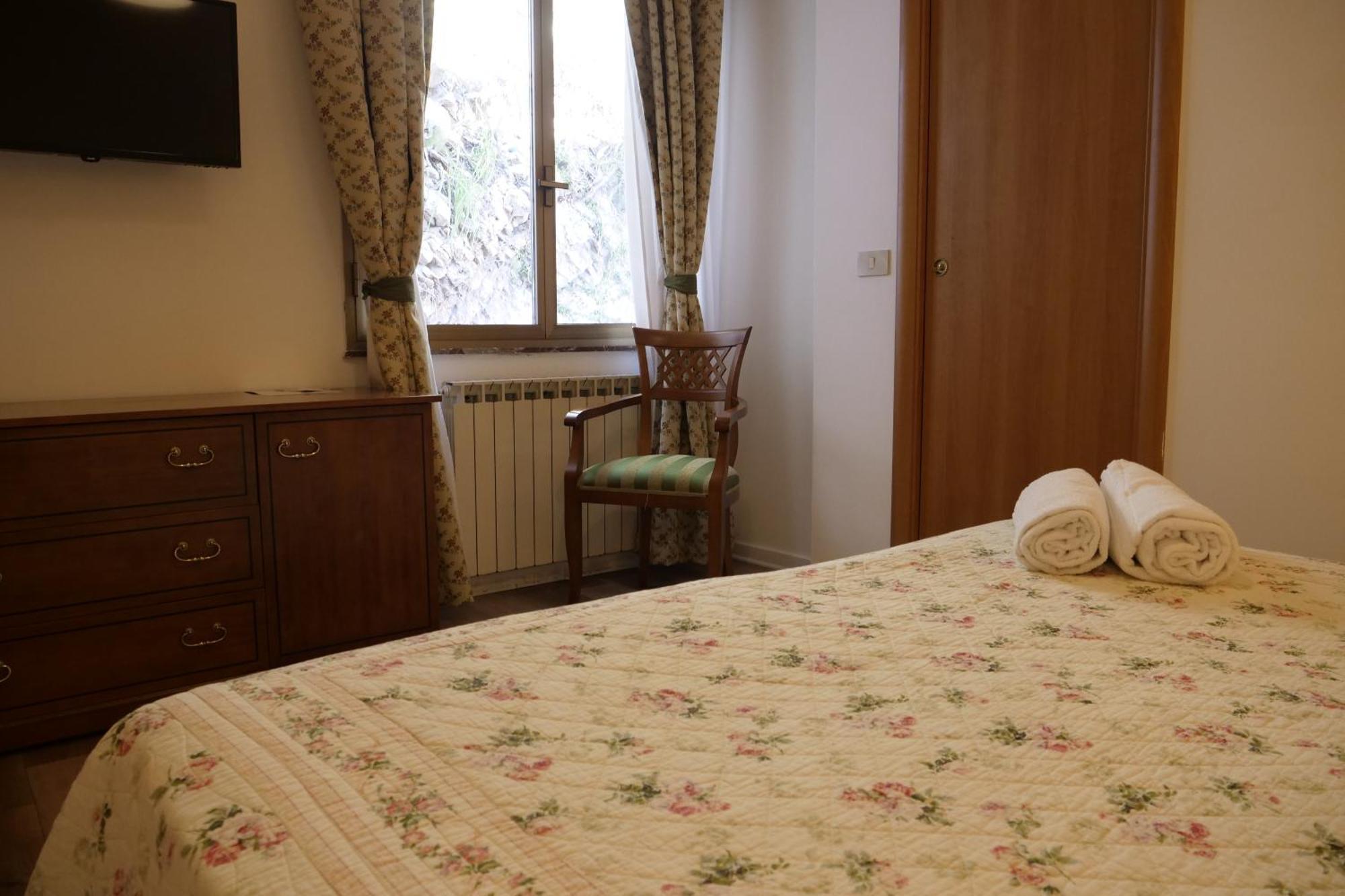 Hotel Elios Tao Таормина Екстериор снимка