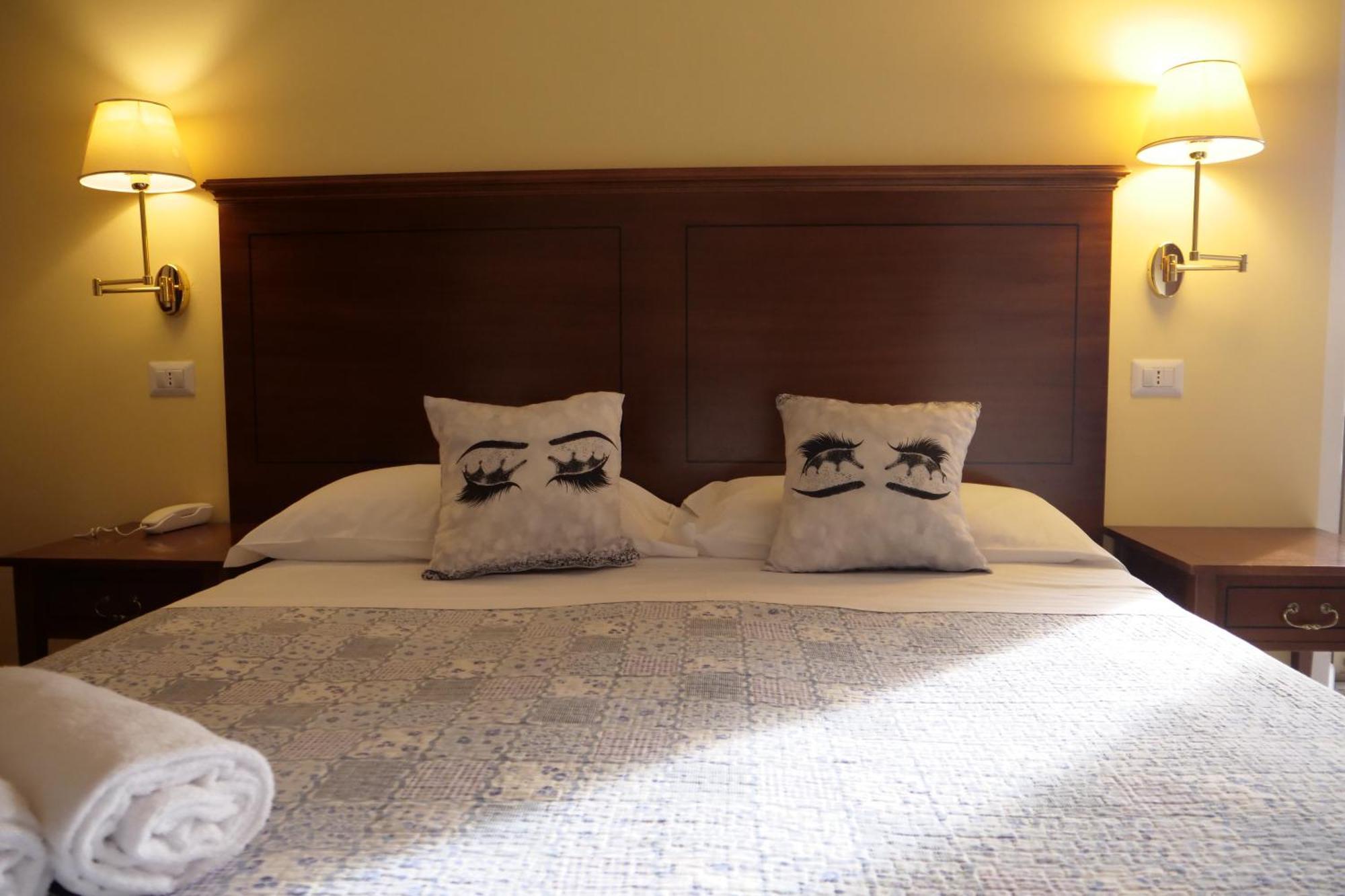 Hotel Elios Tao Таормина Екстериор снимка
