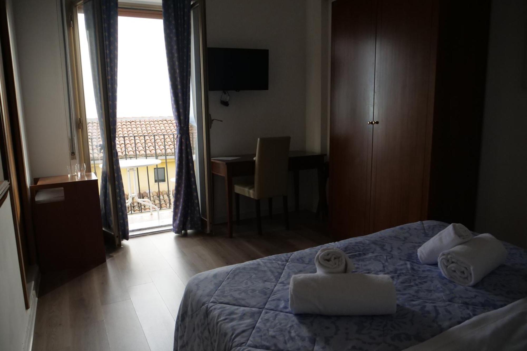 Hotel Elios Tao Таормина Екстериор снимка