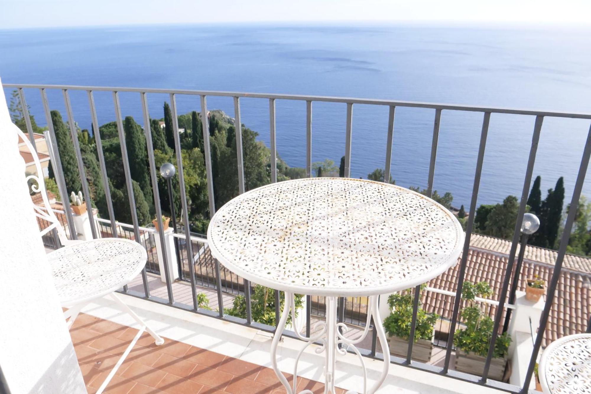 Hotel Elios Tao Таормина Екстериор снимка